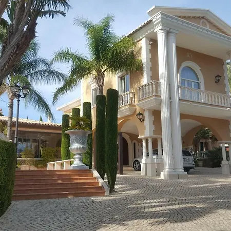 Fazenda Viegas בית אירוח